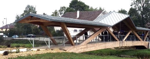 Un ouvrage d’art innovant à Bouverans.