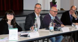 Les enjeux transfrontaliers abordés lors d’une table ronde.