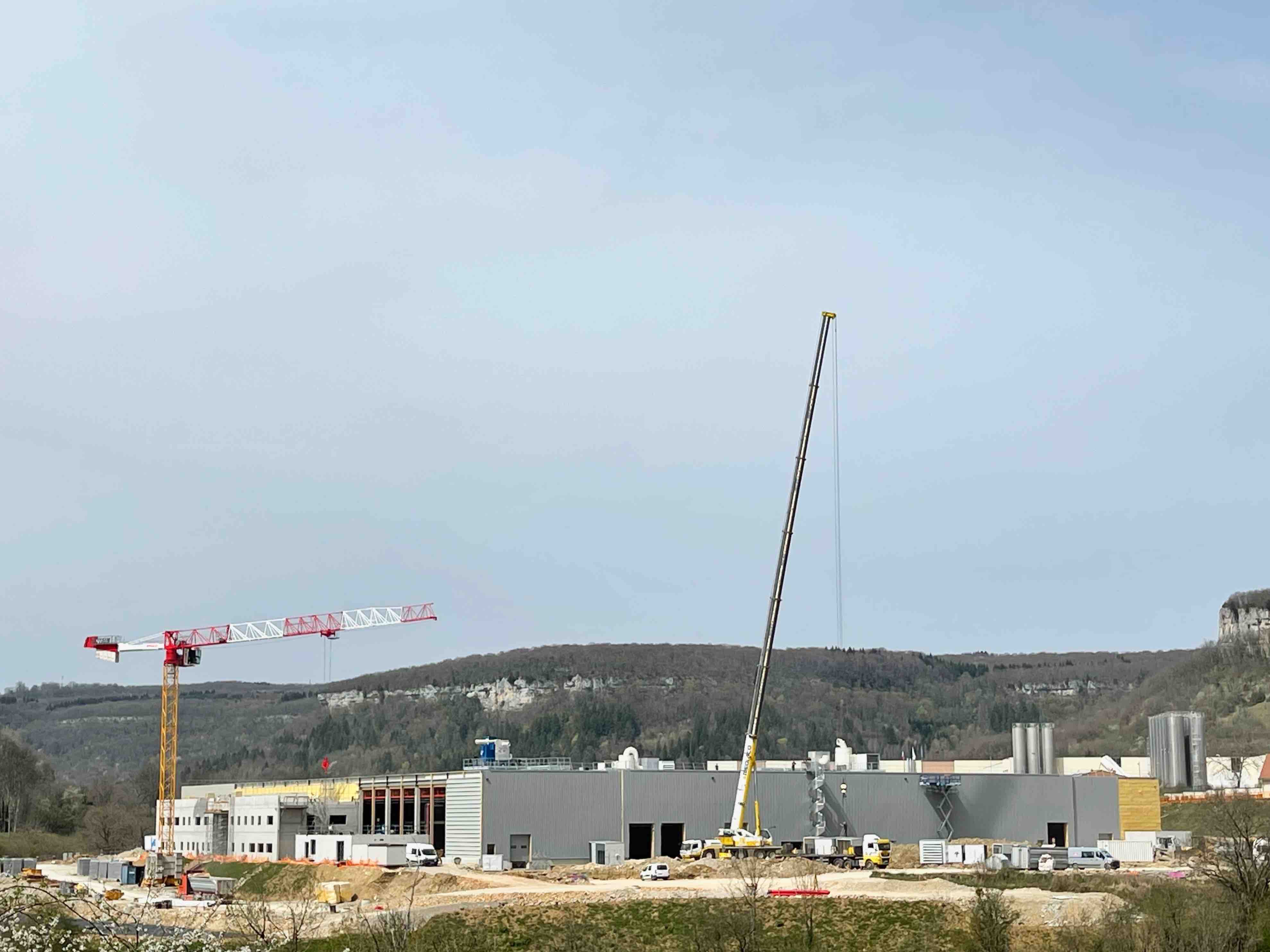 La nouvelle usine ITW Rivex à Ornans prend forme.