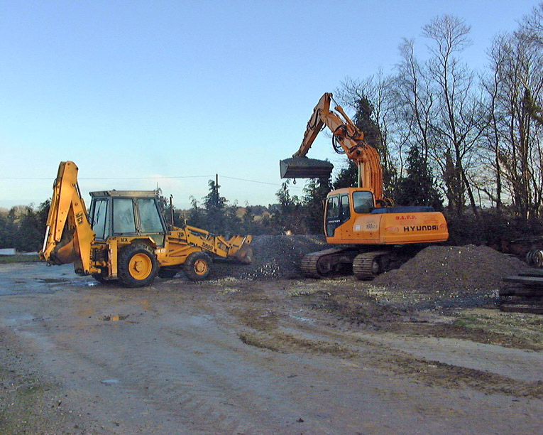 Débat public : les travaux publics créent-ils des emplois ?.